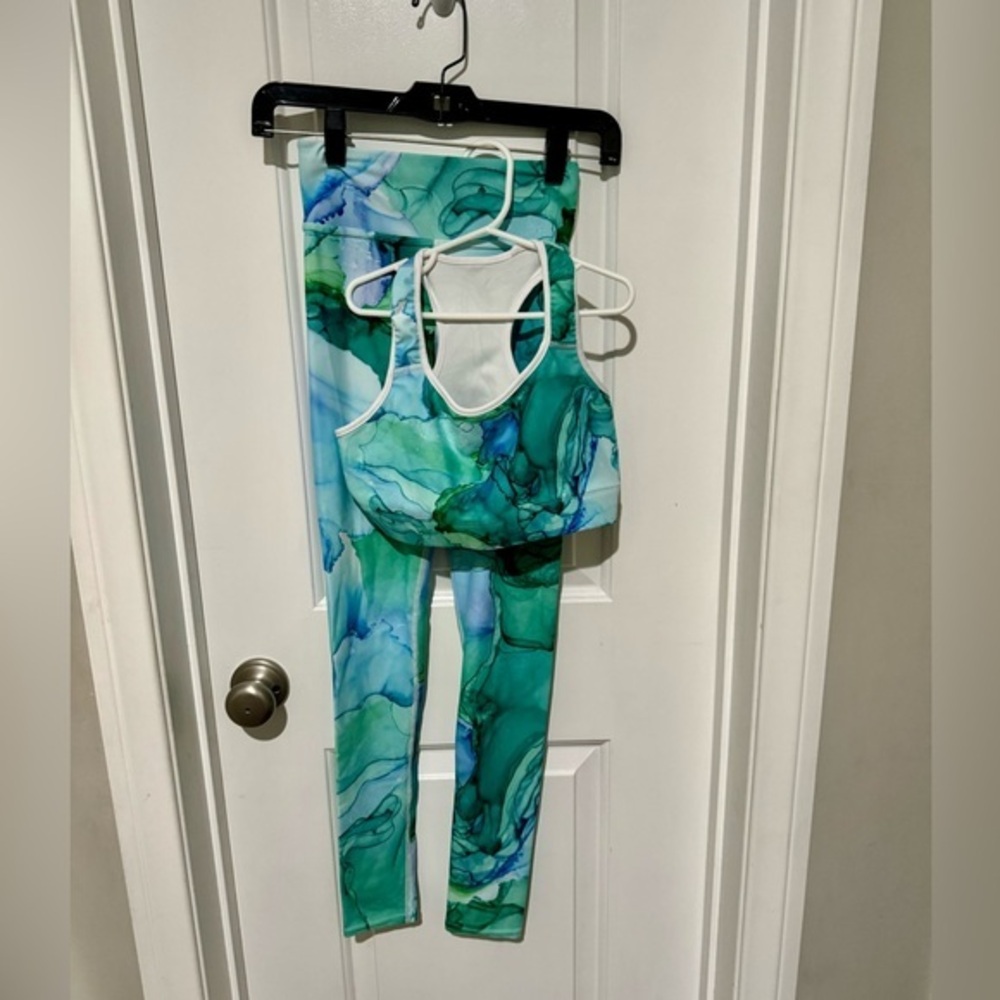 XS Pixibu legging and sports bra set